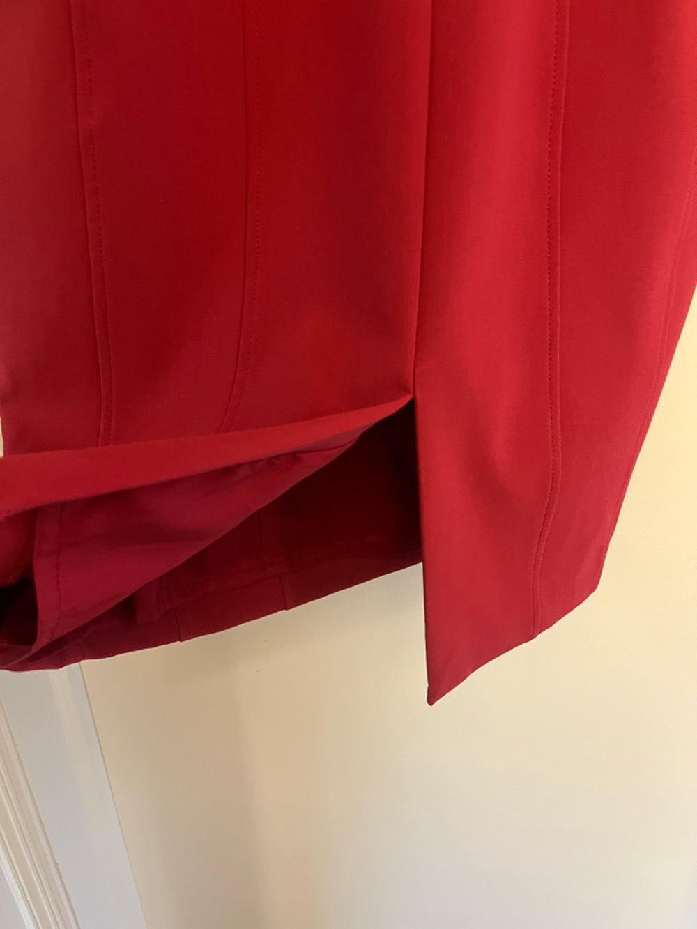 White House Black Market - V-neck Sheath Dress - pinkish red - size 8 - Picture 4 of 5